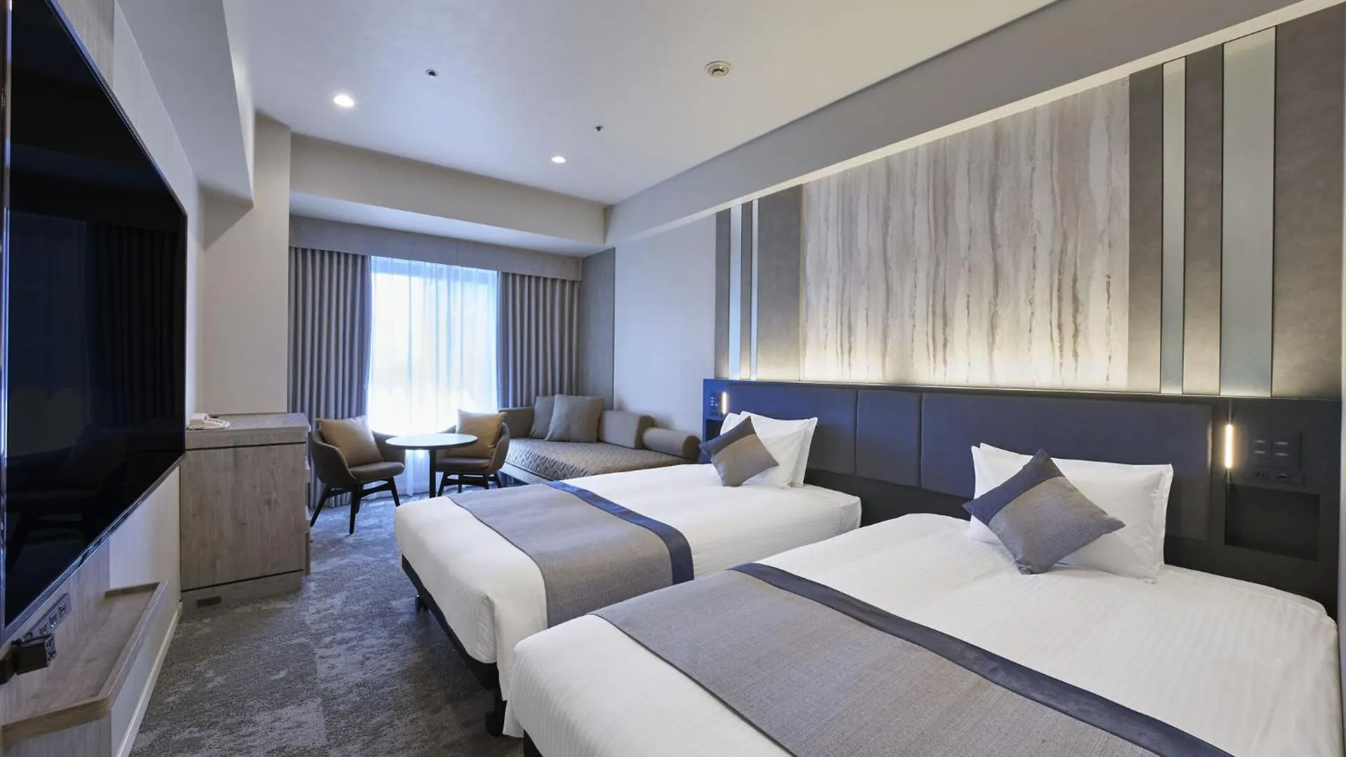 Hotel Villa Fontaine Grand Tokyo-Shiodome 4*,