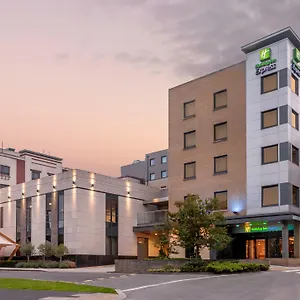 *** מלון Express Dublin-airport By Ihg אירלנד